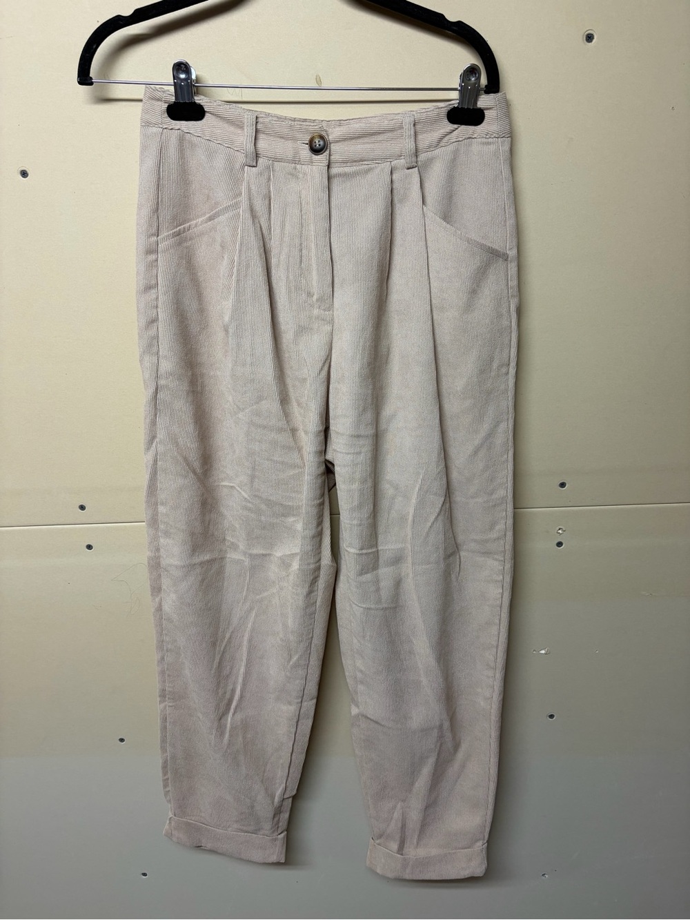 2/$20❤️- PANTS | Women’s Gomorn corduroy pants size medium